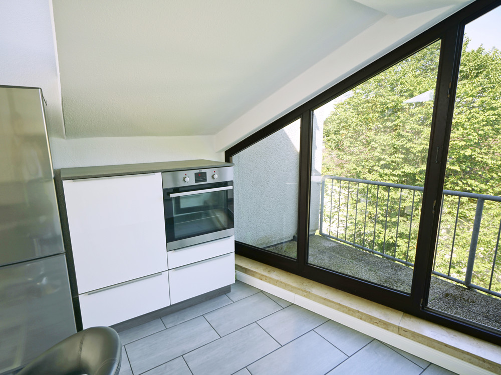 Traumwohnung über den Dächern von Neheim! Ideal für den Single mit Geschmack. - Foto 3