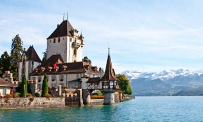 Oberhofen Schloss