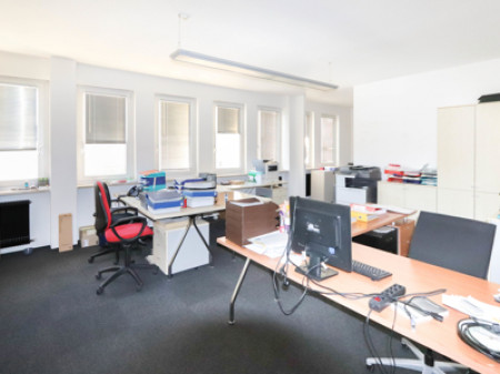 Büro 1