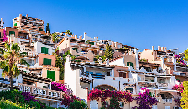 Bunte Häuser auf Mallorca