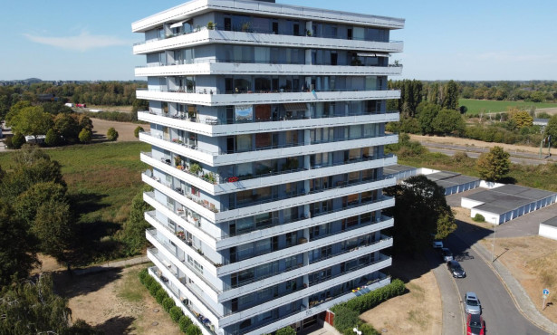 Selektive 613afabf-b3cd-4d13-8619-1097e6a8f594 Referenzobjekte  