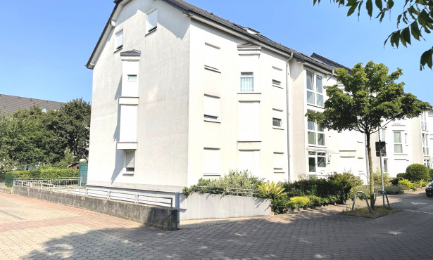 Selektive e10c0581-83d8-4a9b-995e-b771e7a46bfa Referenzobjekte Selektive e10c0581-83d8-4a9b-995e-b771e7a46bfa Referenzobjekte