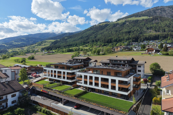"GRÜNFELD" - FALZES
