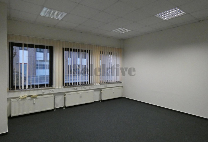 Selektive 8bf17080-7fe8-4ff4-8dfb-009b15927bd4 Details  