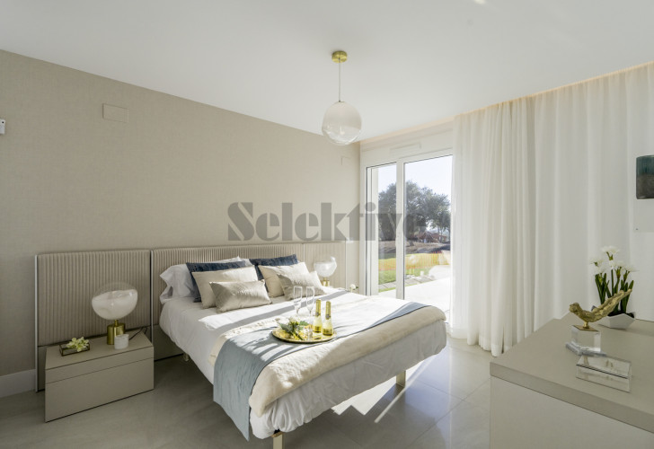 Selektive 71e25e2b-bbb6-49fe-ac3f-c40e84df810e Details  