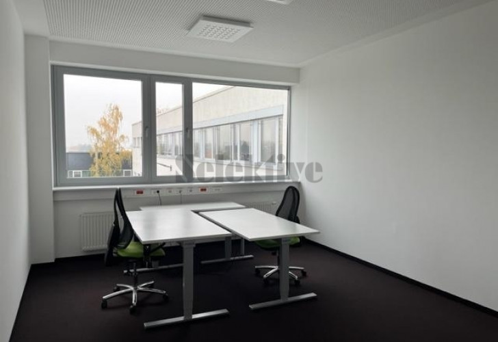 Selektive 793d5aed-3290-4b27-8ec3-4ef426d90cfb Details  