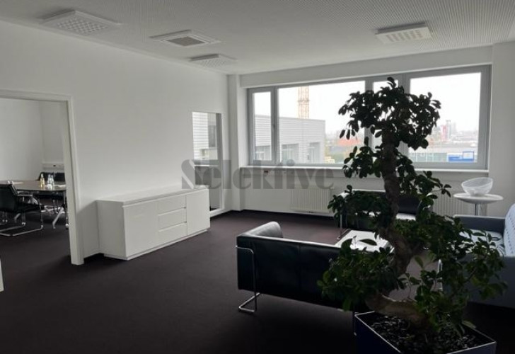 Selektive ad5900d4-3c8e-4bf1-8d5d-9857555e2b97 Details  