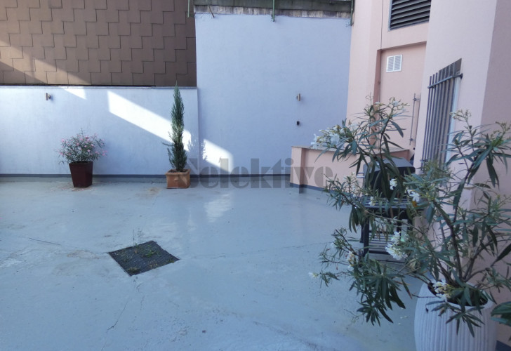 Selektive e6900414-b1e2-4392-9318-2d9bd6d778ea Details  