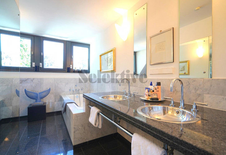 Selektive 1ccc3450-d21c-4159-b932-9987d62586ba Details  