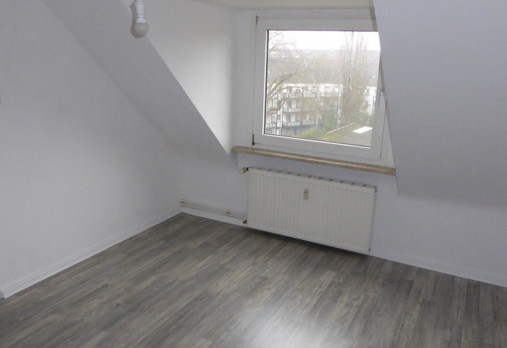 Selektive 1015cab6-e891-41d7-97a0-ba9c63b26e43 Details  