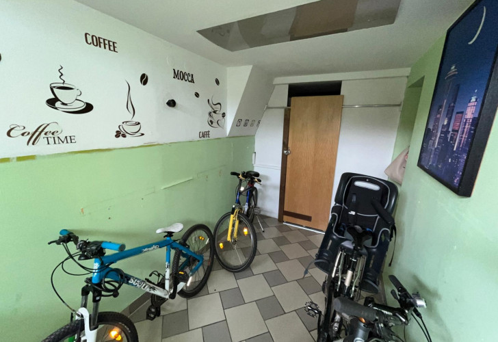 Selektive 473b94ea-9bb4-4bd1-a1e5-8ddef197acb5 Details  