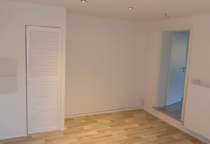 Selektive 6ddc90ec-dd09-4917-b239-f24a85582107 Details  