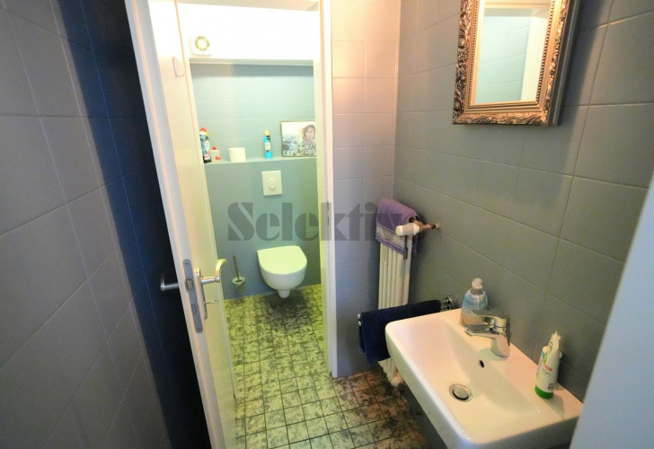 Selektive bac23f77-02ce-4439-ba01-3b822c72cade Details  