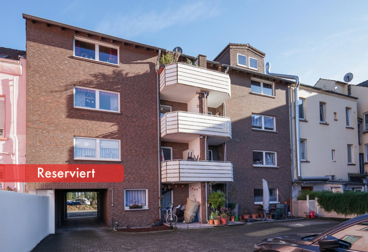 Selektive 9fe5eb55-0c7f-4bed-b078-b9e41ae76d47 Details  