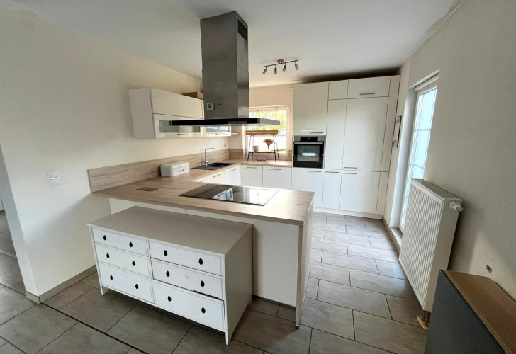 Selektive 4ec2146e-5616-442c-9a82-bf13aa7d9daf Details  