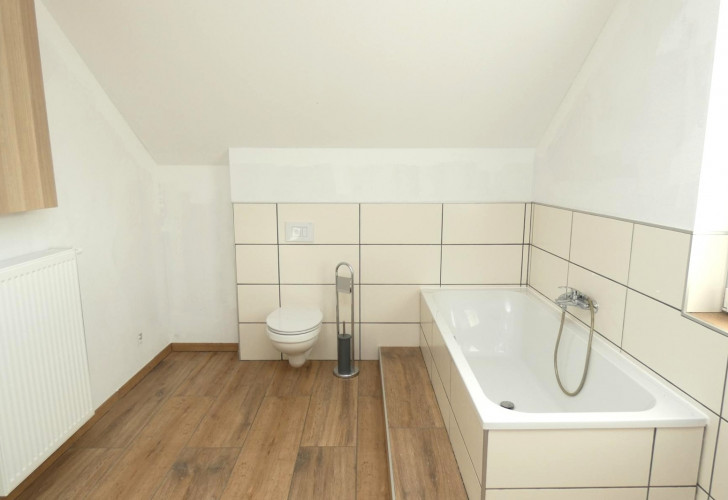 Selektive afbcad1a-3022-44aa-b085-6b75f8082a2a Details  