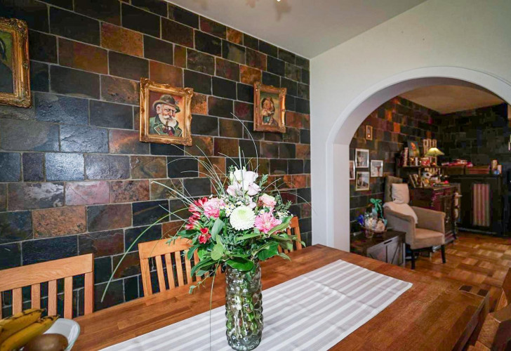 Selektive 222b3685-fc87-4f90-a481-ddfe40df26ce Details  