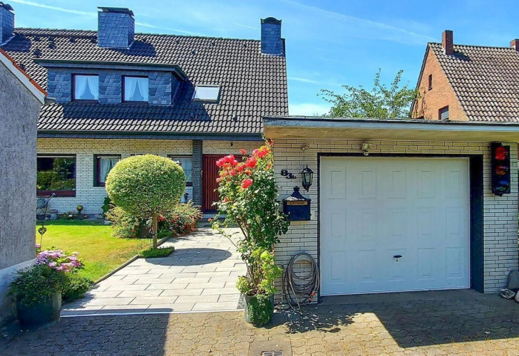 Selektive aaa165e9-6665-427f-a25f-0ad9989640b6 Details  