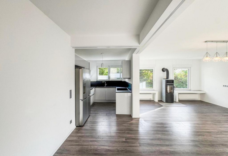 Selektive 6e1198d2-772a-4ccc-adec-662be1325d70 Details  