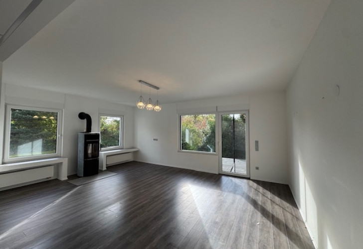 Selektive e2435dc1-aa00-4294-a93f-9c69fddf47fa Details  