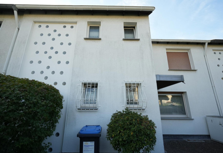 Selektive 1fce2427-4b0b-41a6-9bcf-37962b4c3a2f Details  