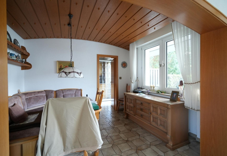 Selektive 8575ebfb-f21c-403d-b2fb-5d3a0e106441 Details  