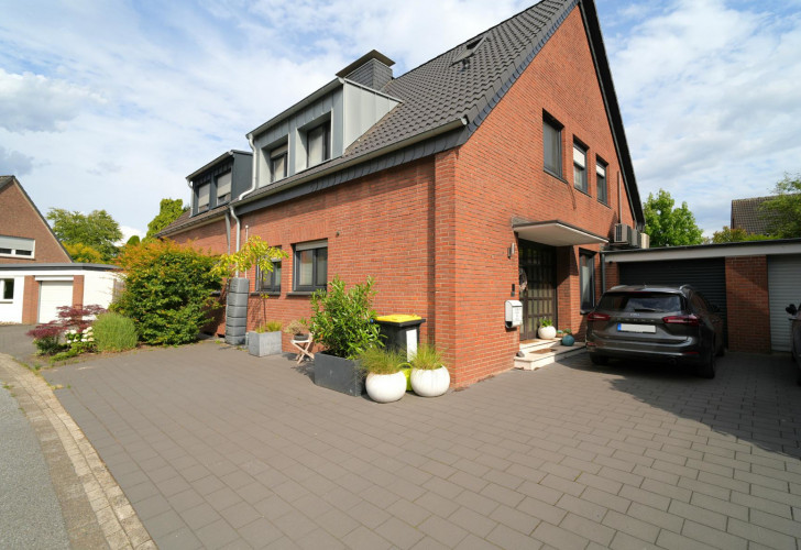 Selektive 02780d18-c68e-4bf9-ab37-0f7318bfe3a8 Details  