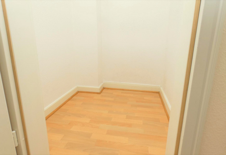 Selektive _326079 Details Selektive _326079 Details