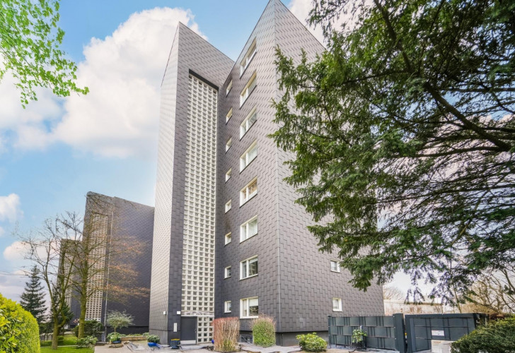 Selektive 7a1d3732-b05d-4e17-b3bb-16644306c1a6 Details  