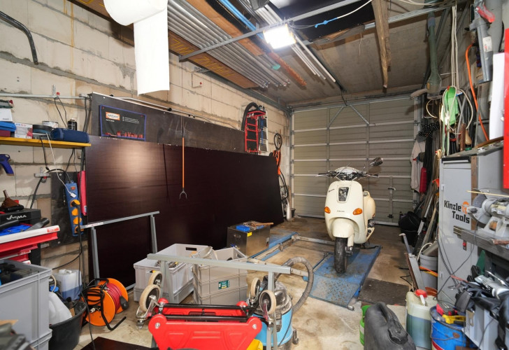 Selektive d43872e5-d39c-4b70-ace5-d2a7994a8397 Details  