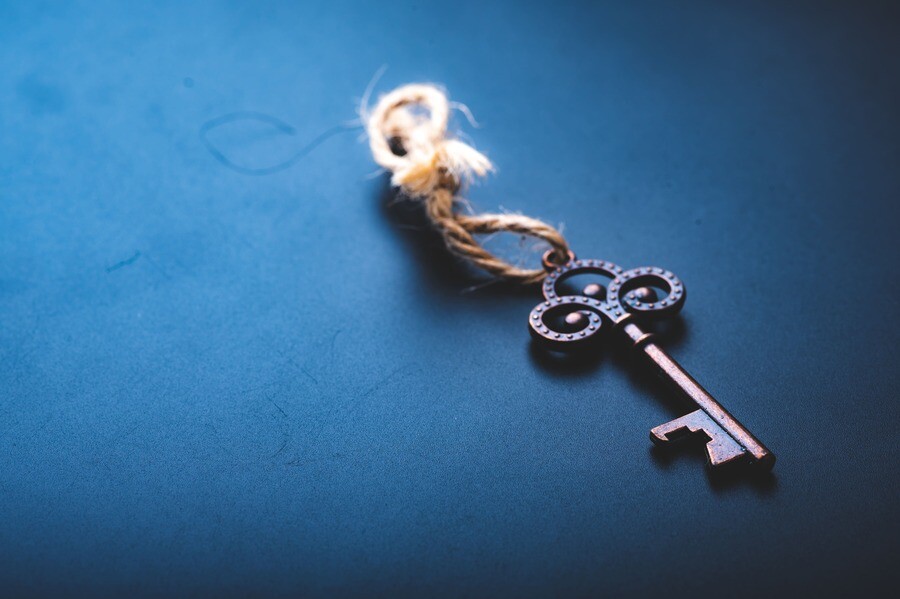 Ein verzierter Türschlüssel aus Eisen