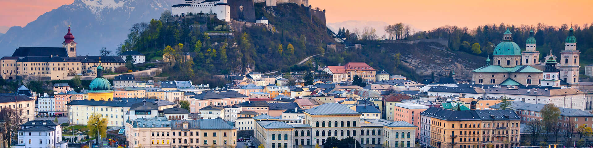 Salzburg in der Dämmerung