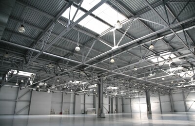 Gewerbehalle von innen