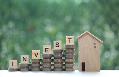 Geldmünzen aufgestapelt