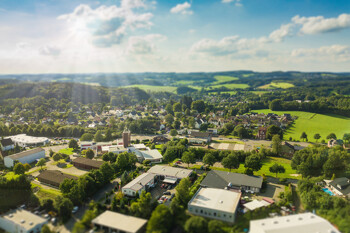 Luftansicht auf Gummersbach, Windhagen und Kotthausen als Auschnitt der Verkaufsregion