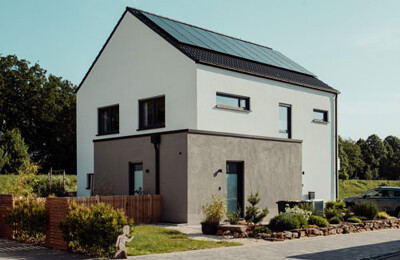 Modernes Einfamilienhaus mit großem Garten zum Verkauf