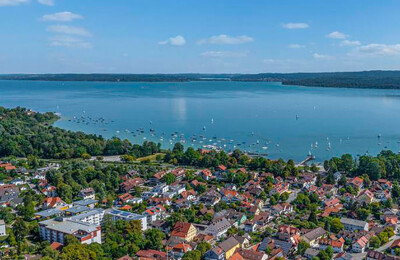 Blick von oben auf Dießen am Ammersee