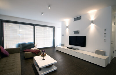Wohnzimmer mit Fernseher