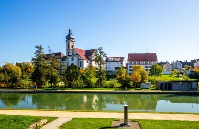 Panorama der Stadt Ehingen mit Stadtgarten