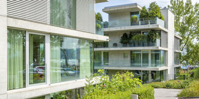 Moderne Wohnungskomplexe