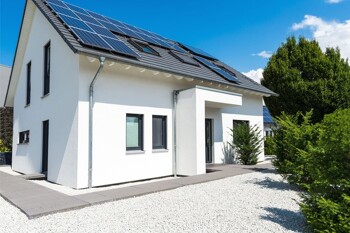 freistehendes Einfamilienhaus modern