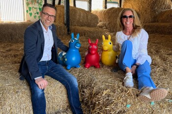 Jörg Lindner mit einer Kollegen von I Do Essen