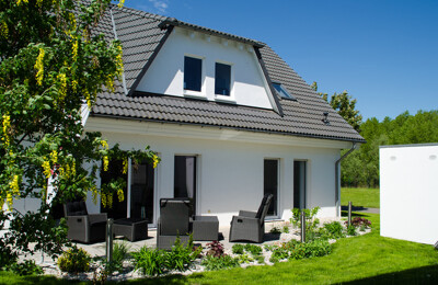 Großes Einfamilienhaus mit Garten