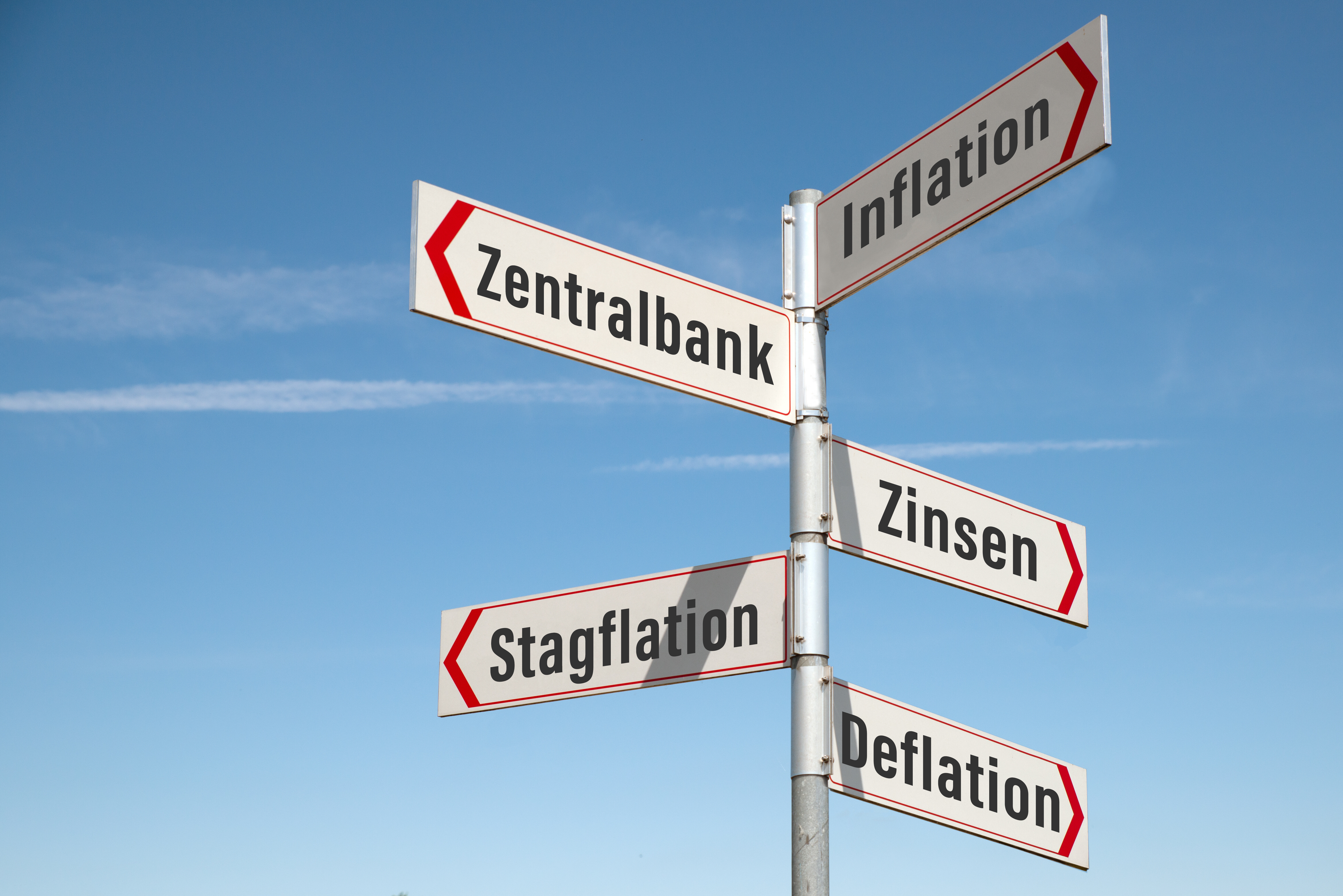 Schild mit Immobilienbegriffen