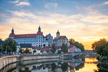Donau in Neuburg an der Donau in Bayern