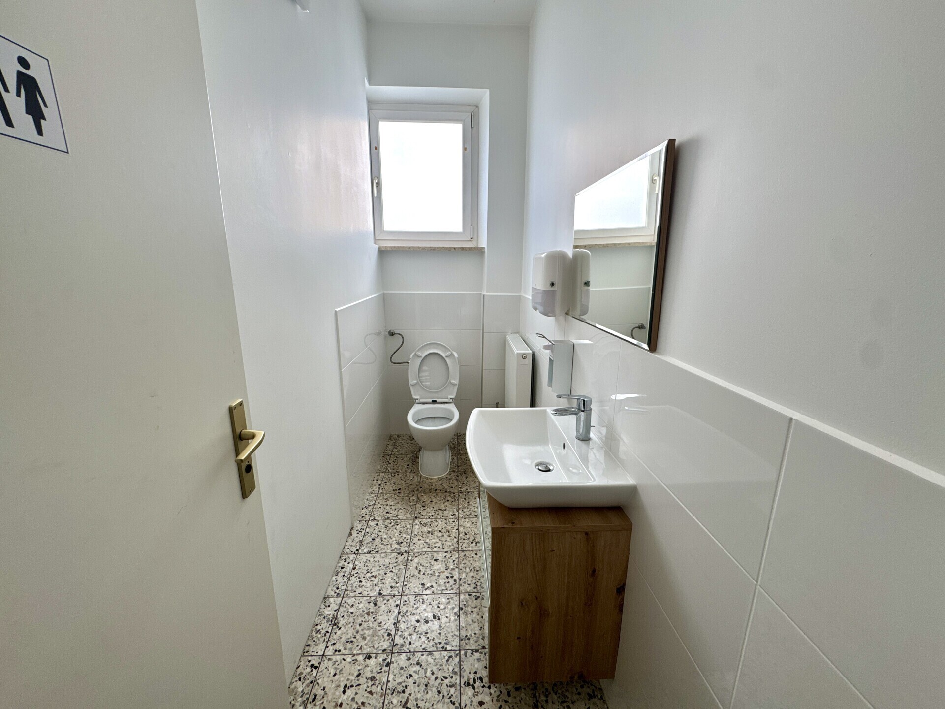 Mitarbeitertoilette