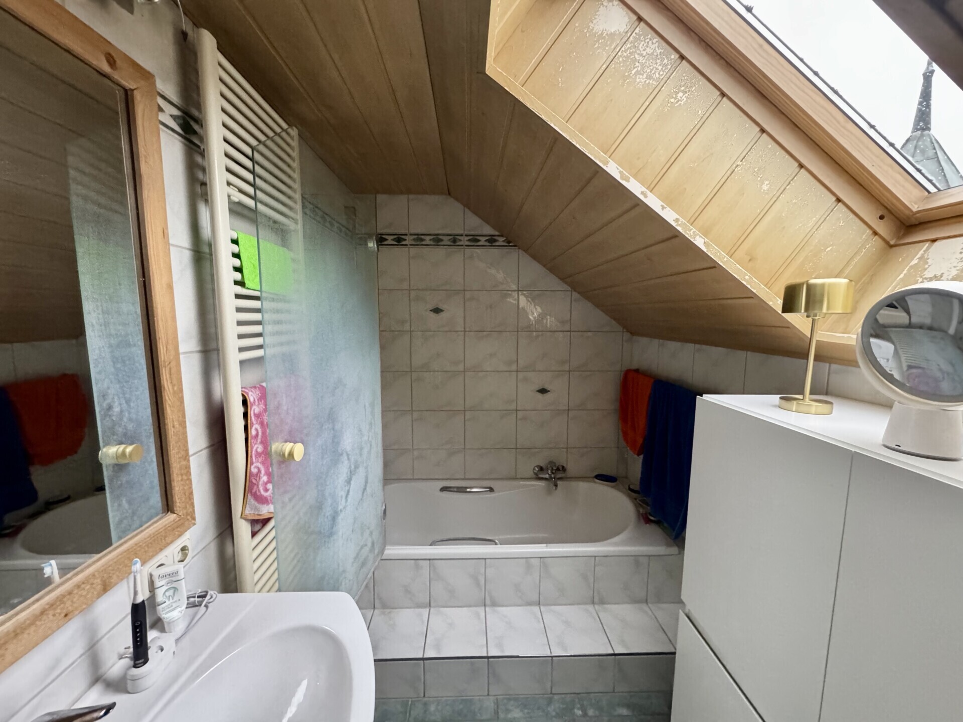 Badezimmer - Dachgeschoss
