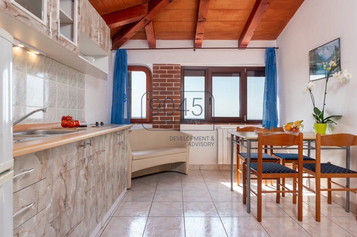 Exklusives Apartmenthaus mit Meerblick in Kaštelir