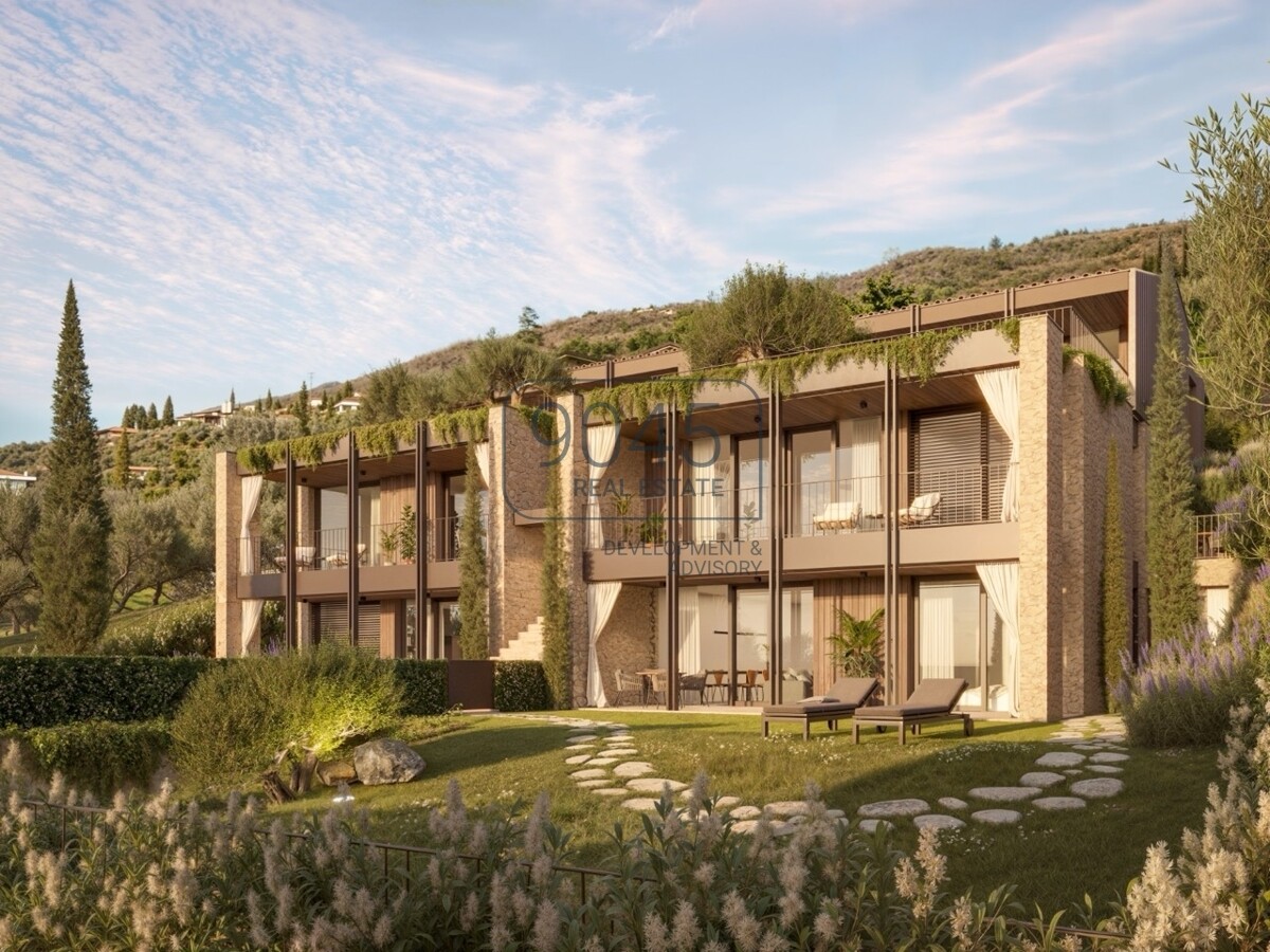 Ihre Traum-Penthouse-Wohnung mit atemberaubender Aussicht über den Gardasee – Torri del Benaco