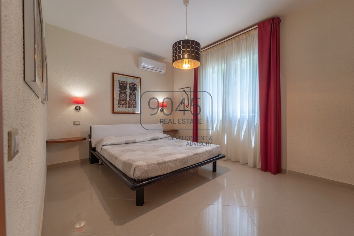 Prestige-Immobilie mit Gästehaus und weitläufigem Grundstück im Süden Sardiniens